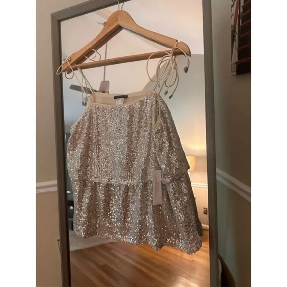 Venus Tiered Sequin Tank Top Size Medium NWT retail 50 Champagne Metallic /cockt - Picture 3 of 8